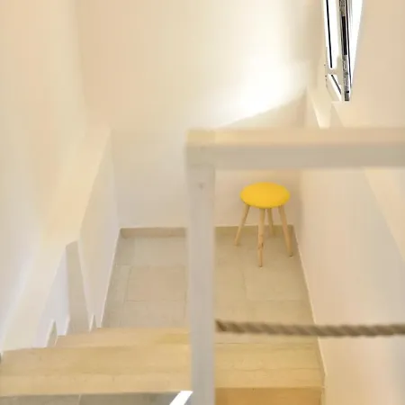Apartment Sleeps 2 Air Con Wifi *